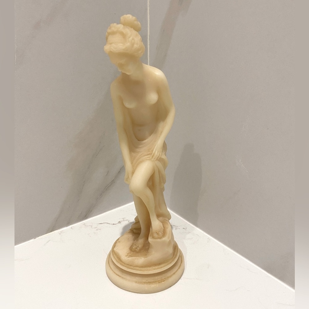 Goddess Sculpture